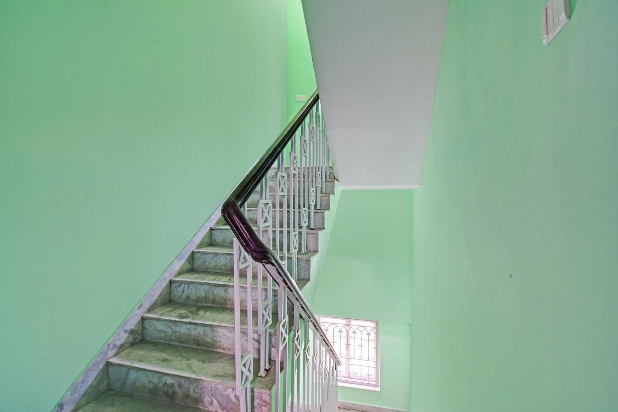 Hotel O R A Homestay Near Acropolis Mall Καλκούτα Εξωτερικό φωτογραφία